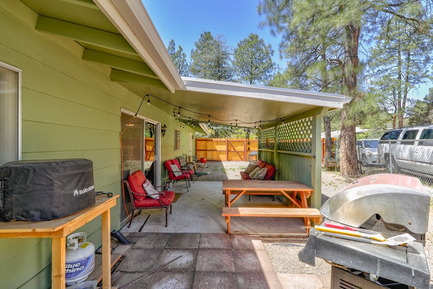 Building Photo - 1786 Autumn Dr