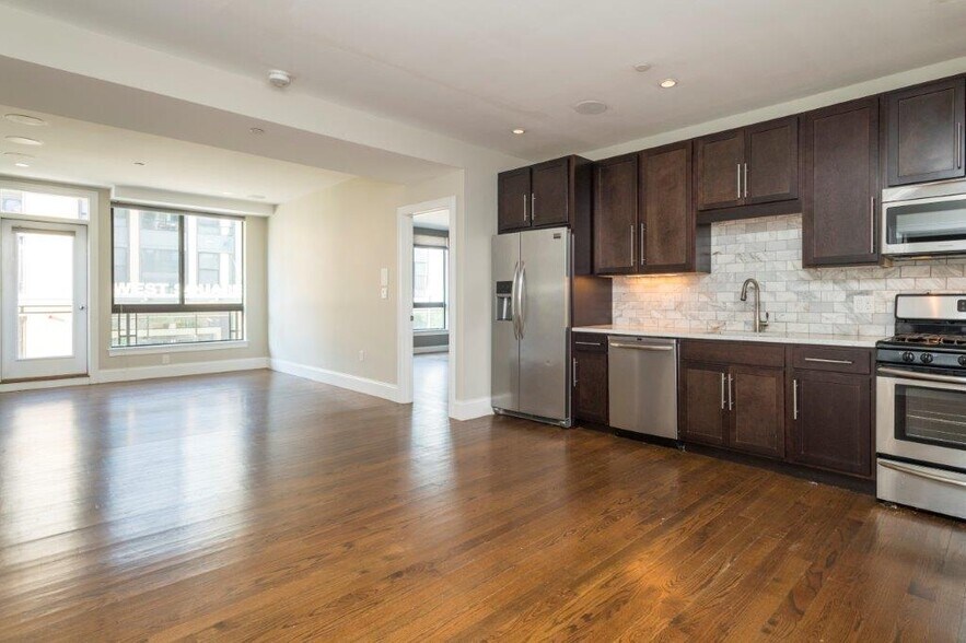Primary Photo - 291 D St