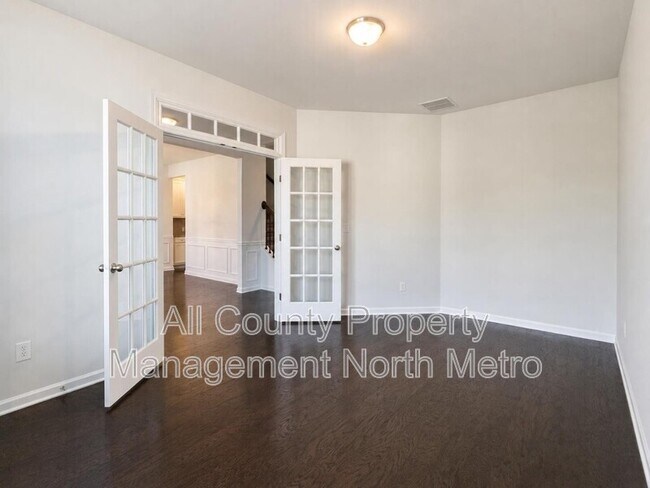 Building Photo - 7880 Brewton Creek Dr