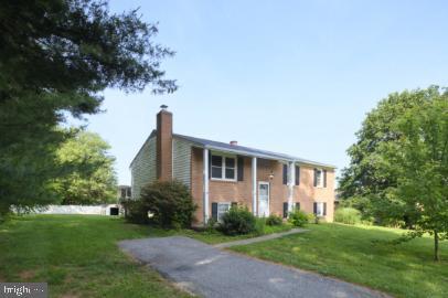 Building Photo - 102 Roosevelt Rd