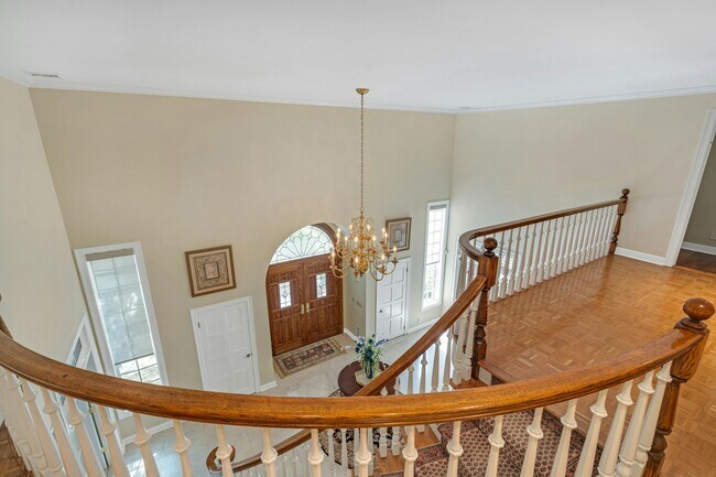 Building Photo - 787 Peach Tree Ln