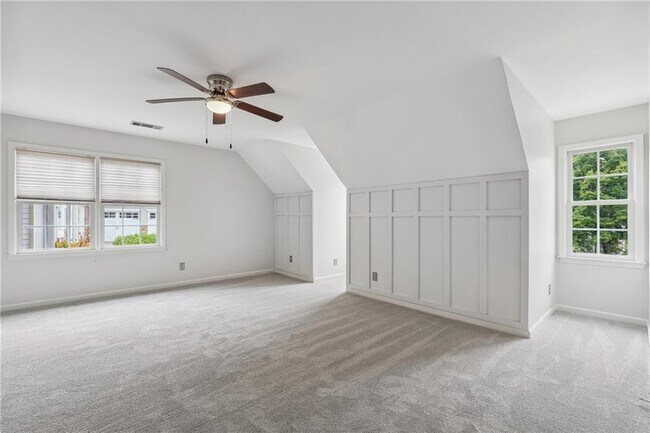 Building Photo - 2565 Chestea Dr NE