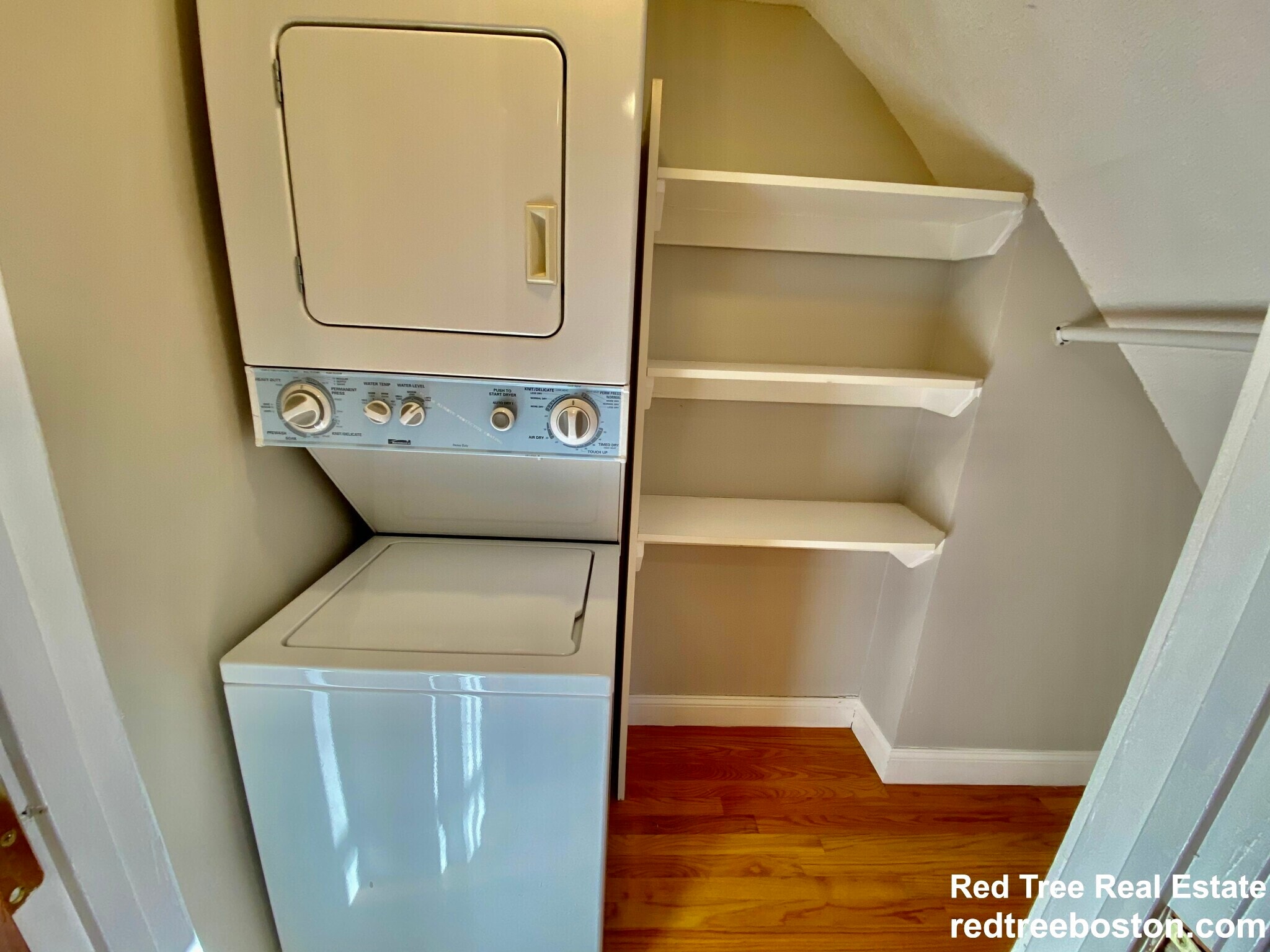 Building Photo - 428 Franklin St