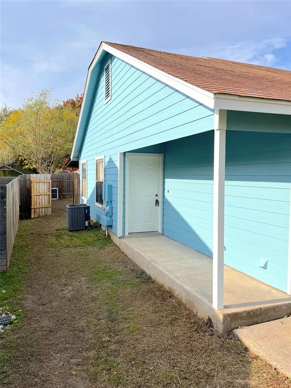 Building Photo - 12402 Alderbrook Dr