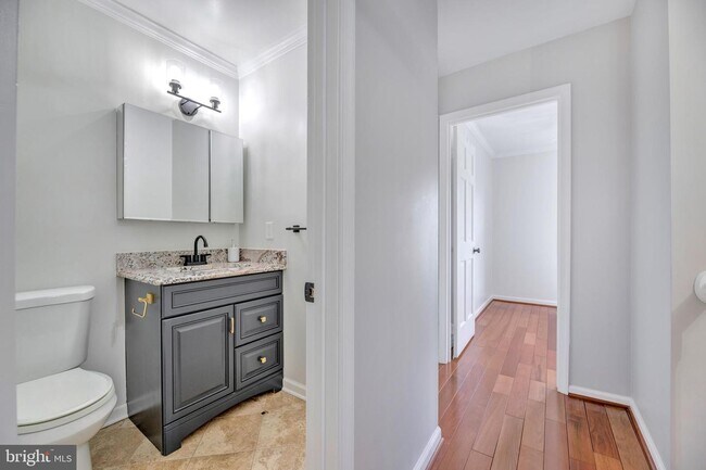 Building Photo - 7826 Mt Woodley Pl