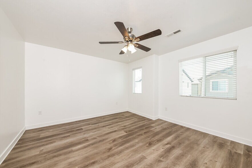 Building Photo - 7877 Cronus Ln