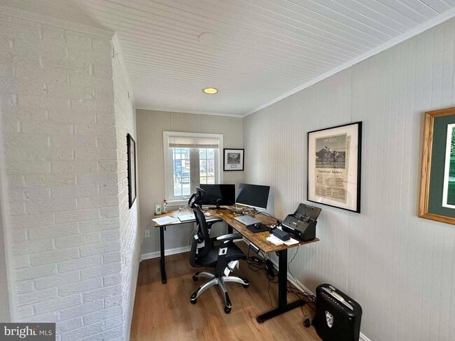 Building Photo - 1228 N Stuart St