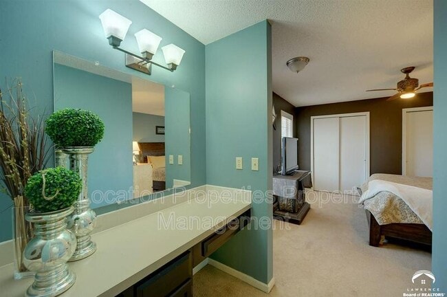 Building Photo - 3800 Stockade Ct