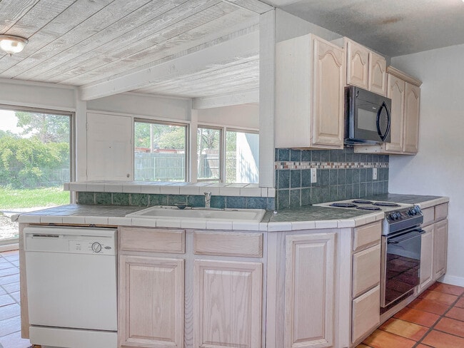 Building Photo - 2503 46th St