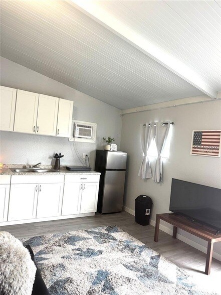 Building Photo - 5829 12th St