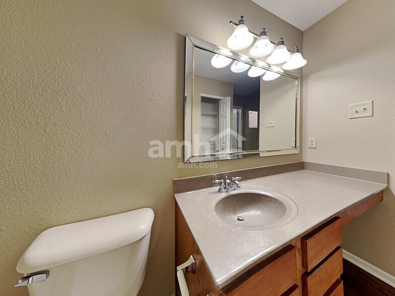 Building Photo - 13426 Allegiance Dr