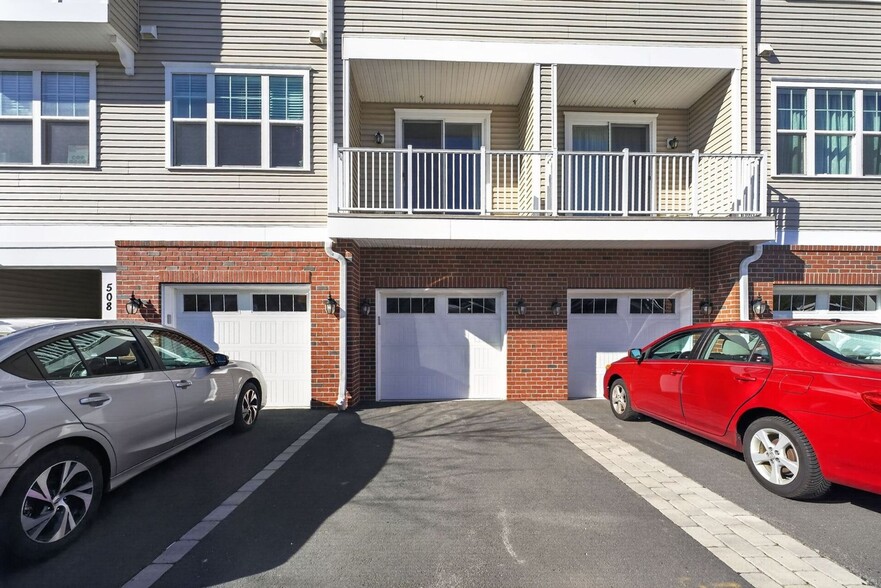 Building Photo - 507 Greenland Square