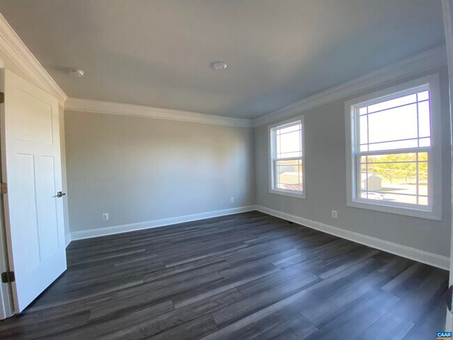 Building Photo - 3189 Acadia Dr