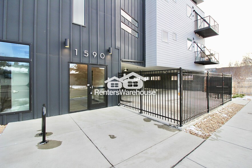 Building Photo - 1590 Ingalls St