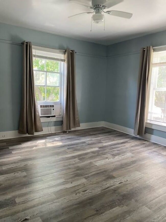 Building Photo - 1601 12th Ave W