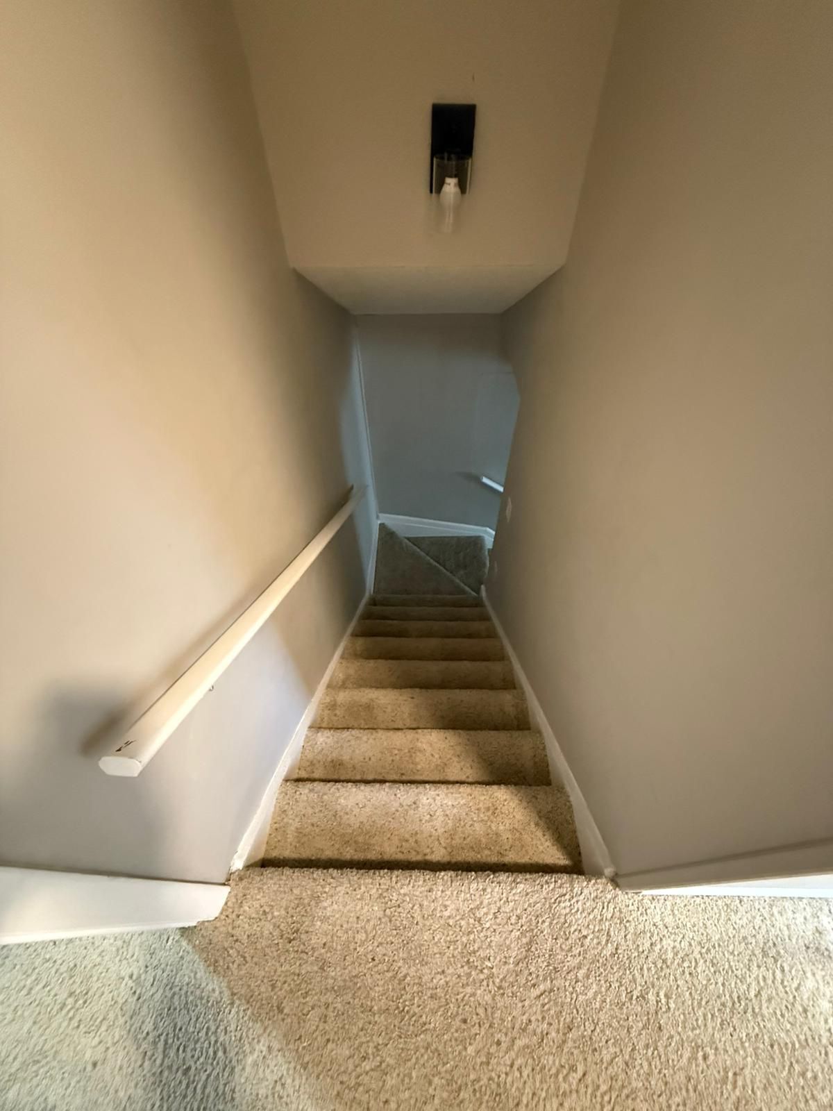 Building Photo - 2823 Chablis Cir