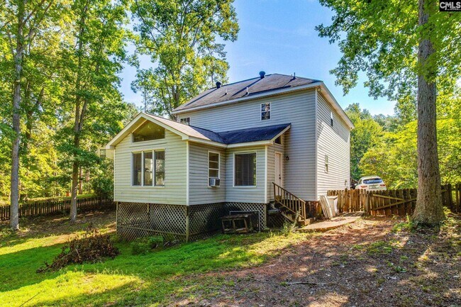 Building Photo - 19 Caddis Creek Ct