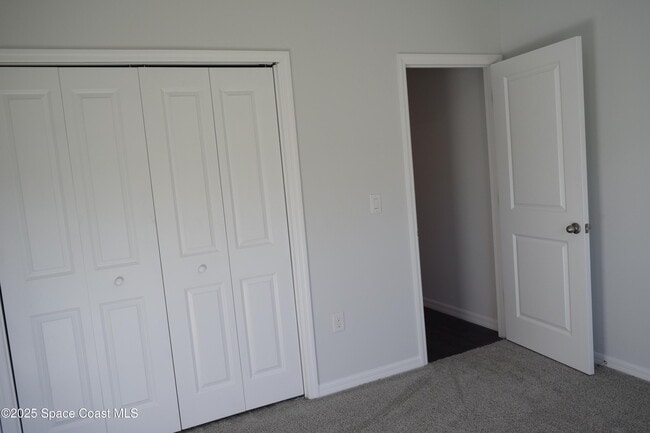 Building Photo - 3094 San Filippo Dr SE