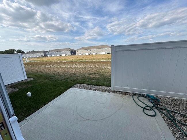 Building Photo - 6318 Marinelli Dr S