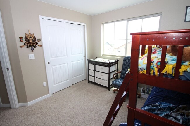 Building Photo - 2392 Pelican Bay Dr