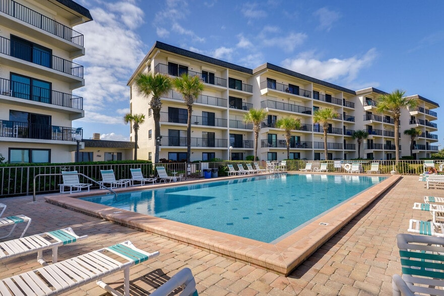 Building Photo - 2700 Ocean Shore Blvd