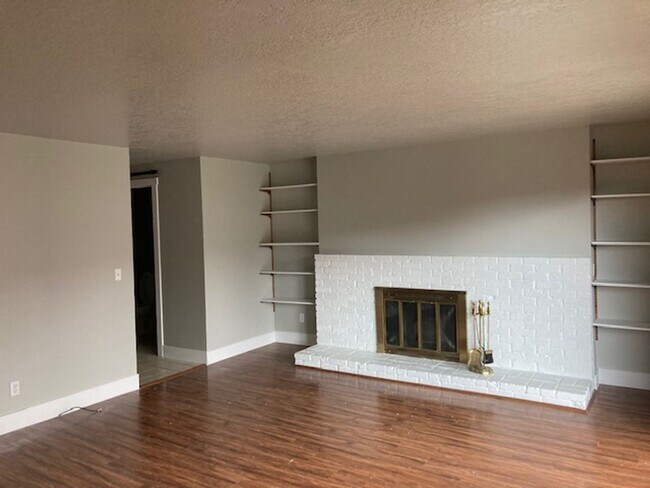 Building Photo - 1501 E Shenandoah Ct