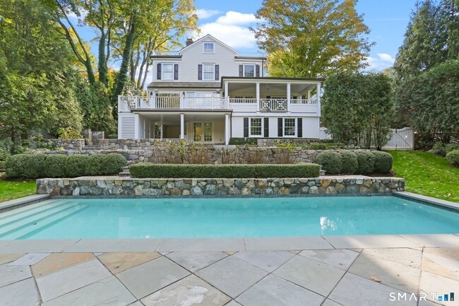 Building Photo - 890 Silvermine Rd