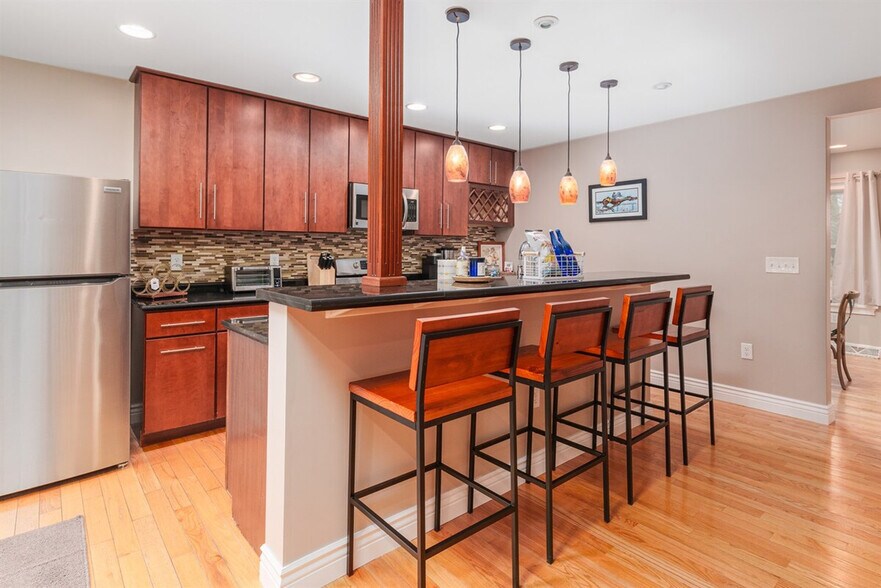 Building Photo - 17 S Franklin St