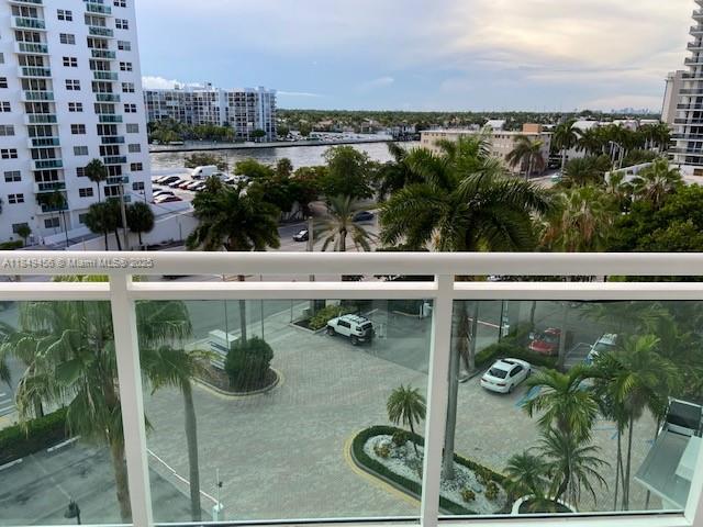Building Photo - 3001 S Ocean Dr