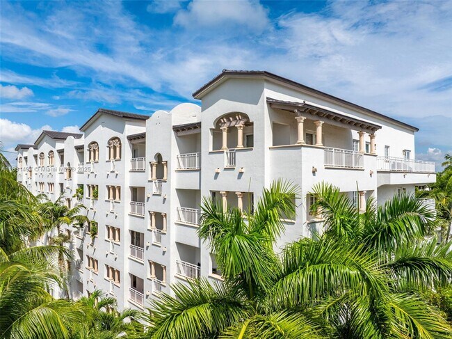 Building Photo - 1415 Sunset Harbour Dr