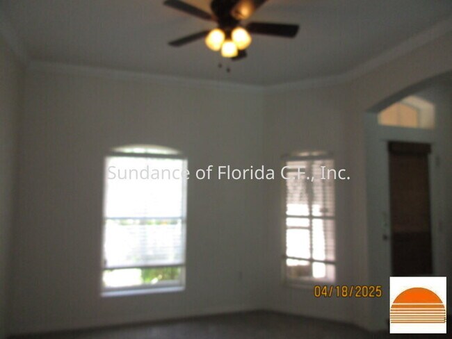 Building Photo - Available Mid April
