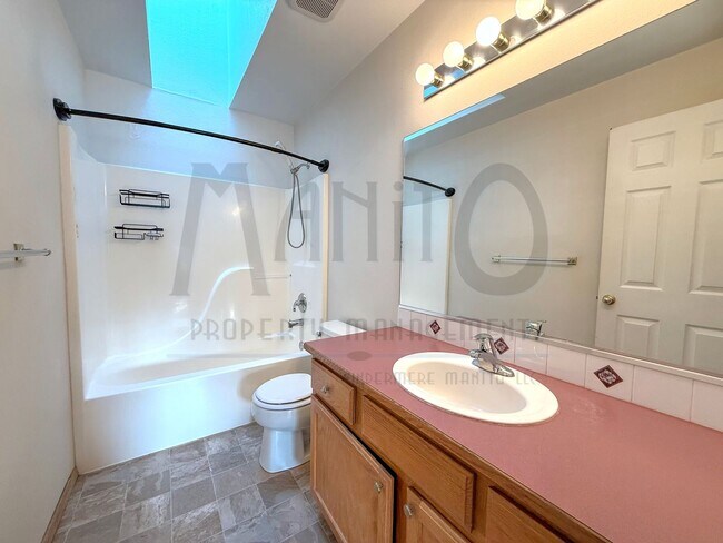 Building Photo - **MOVE-IN SPECIAL** Beautiful Private Comm...