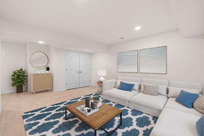 Building Photo - 1824 Forest View Ct