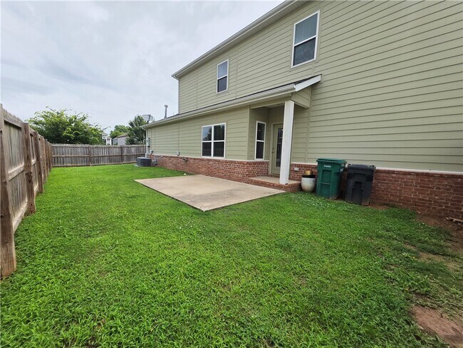 Building Photo - 6521 W Knoll View Way