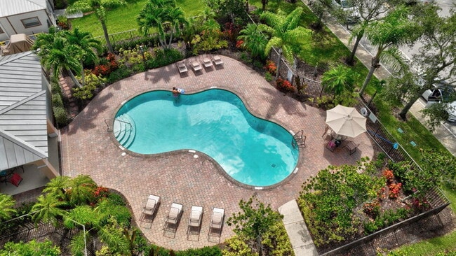 Building Photo - 10560 SW Stephanie Way