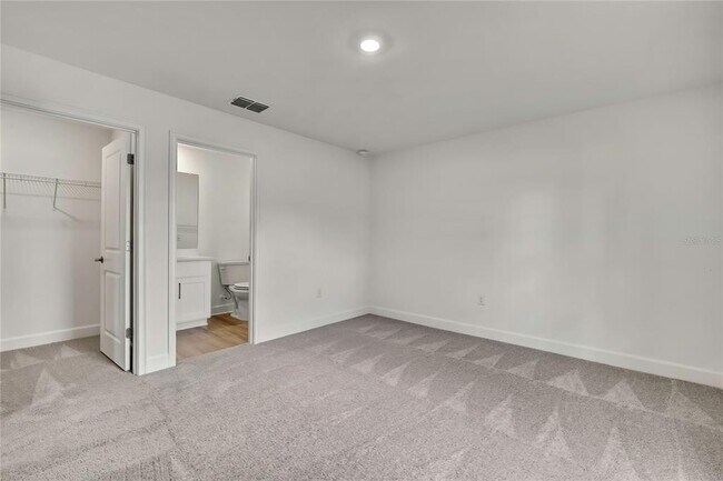 Building Photo - 10324 Chalmer St