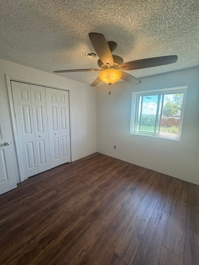 Building Photo - 236 Calle del Sol