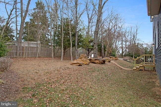 Building Photo - 408 Kosmill Dr