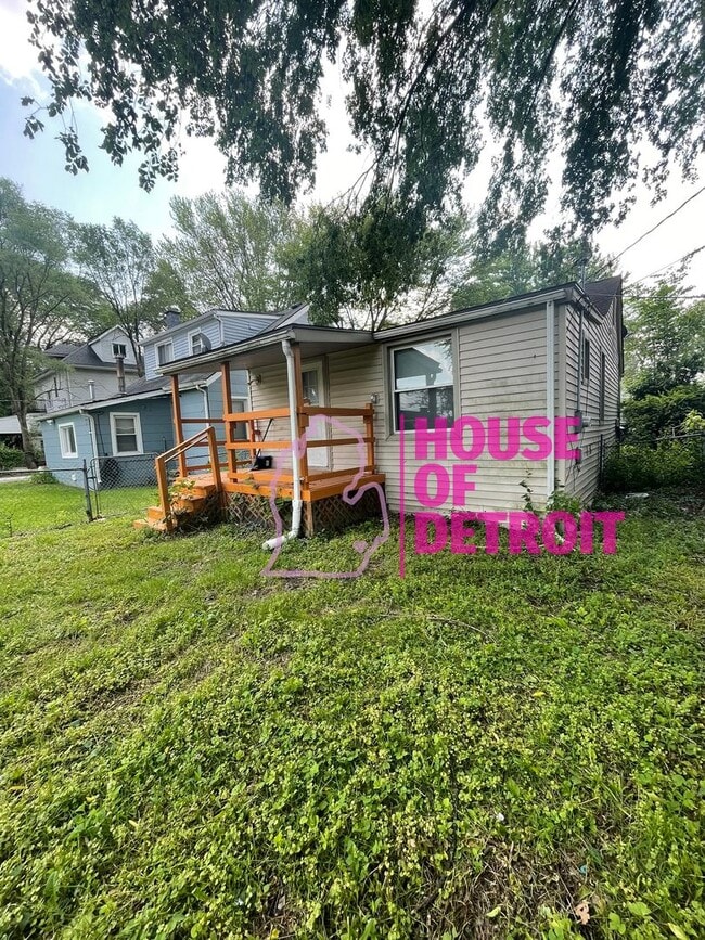 Building Photo - 3 BEDROOM 1 BATH SINGLE FAMILY HOME~ WARREN