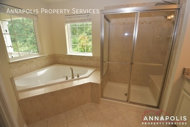 Building Photo - 717 Millhouse Dr