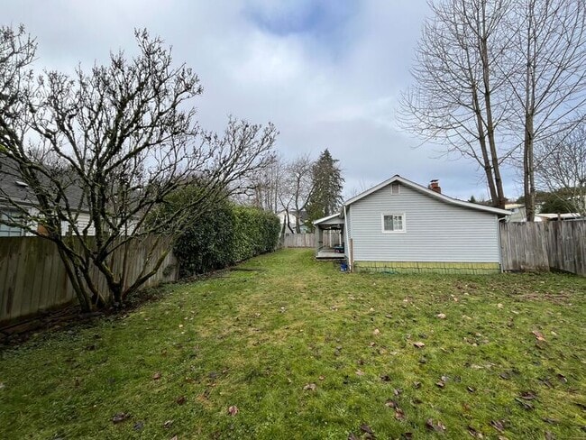Building Photo - 6029 22nd Ave S