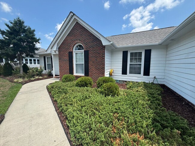 Building Photo - 5405 Beretta Way