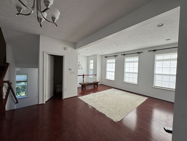 Building Photo - 3339 Sun Ct