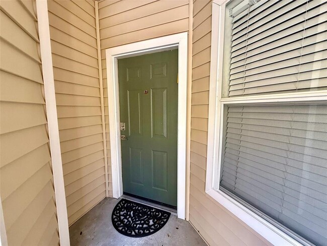 Building Photo - 13200 W Newberry Rd