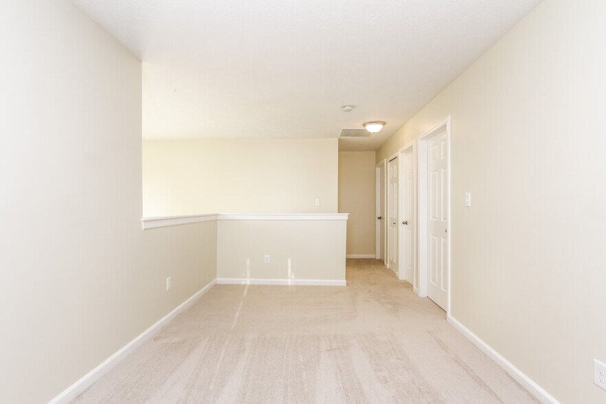 Building Photo - 12971 Quarterback Ln