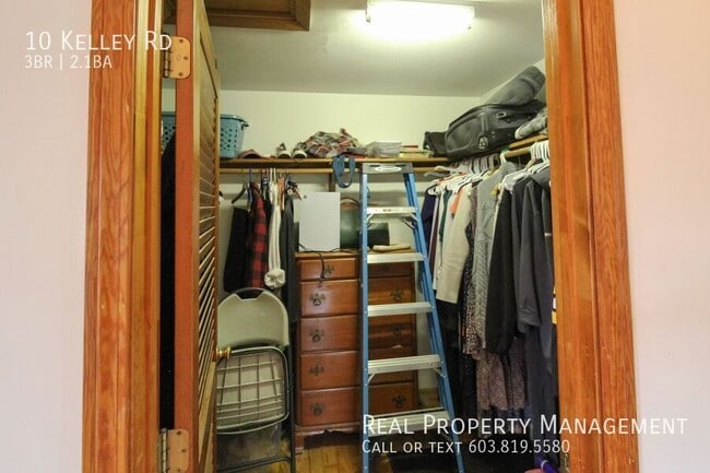 Building Photo - 10 Kelley Rd