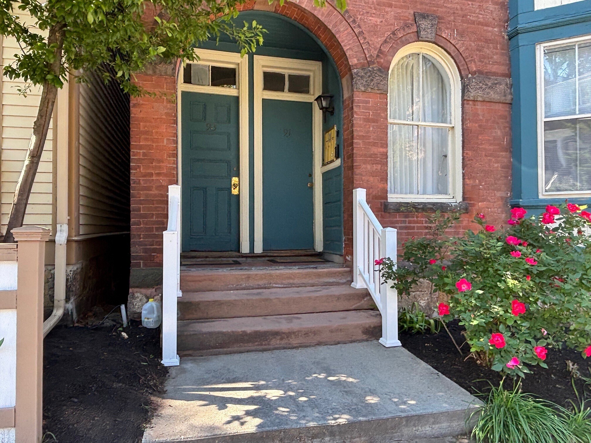 Front Door - 91 Walnut St