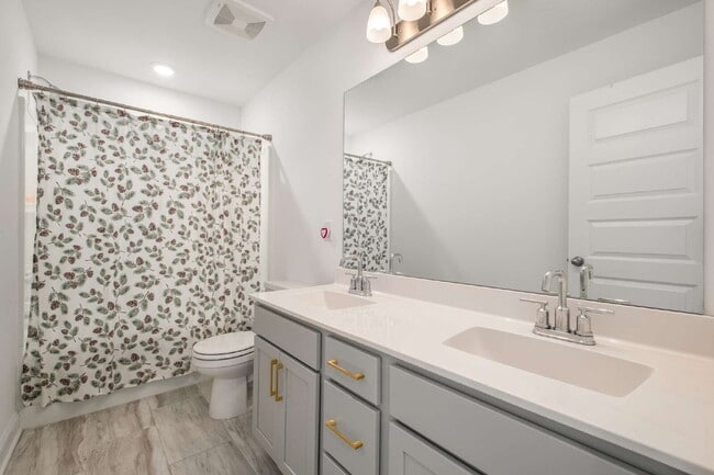 Building Photo - New Construction in a Great Neighborhood