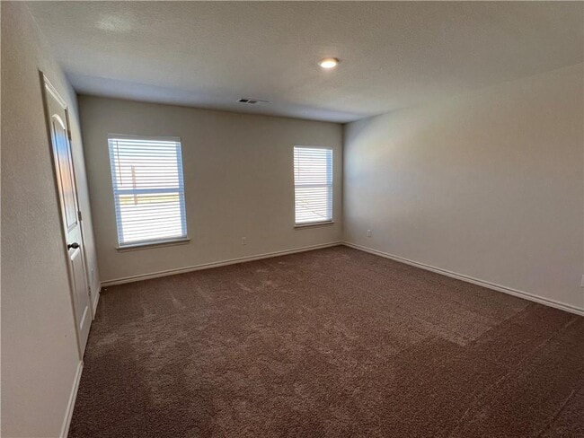Building Photo - 364 Crescent Park Dr