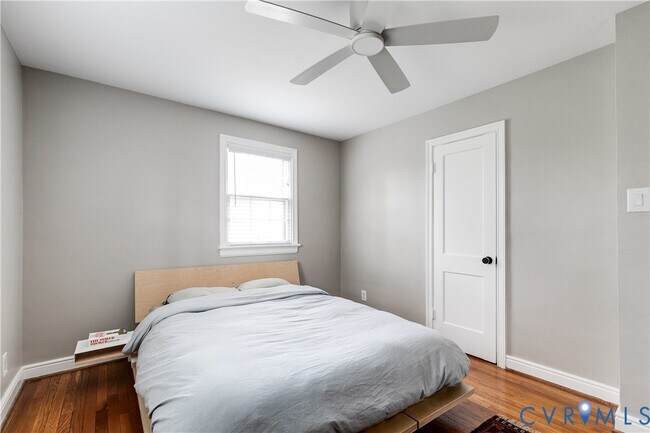 Building Photo - 3342 Grandview Dr